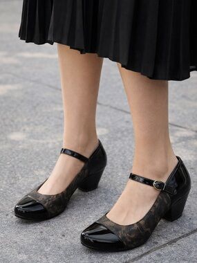 Dansko Bonnie Coffee Swirl & Black Patent Leather Mary Jane Heels Size 42 12